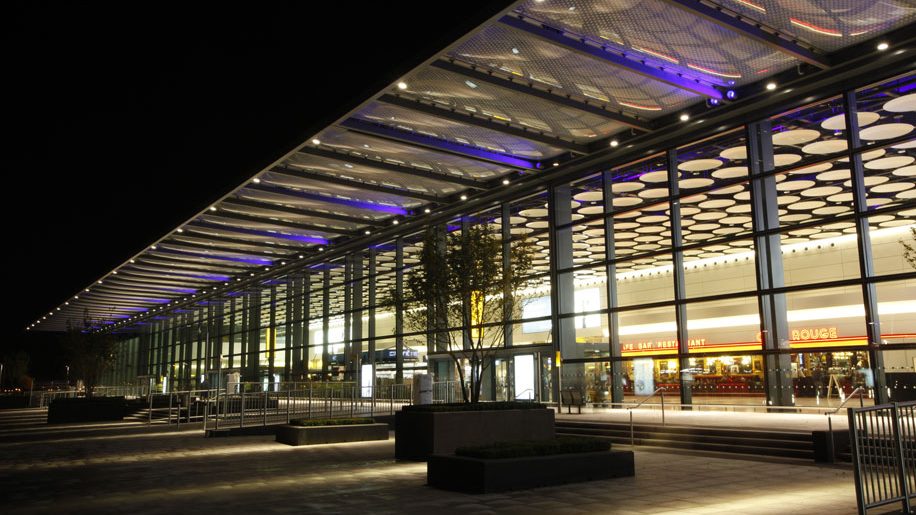 Heathrow Airport Terminal 4, Kalwall