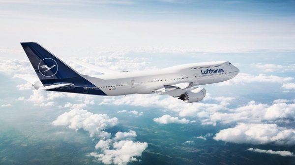 Lufthansa Blue livery