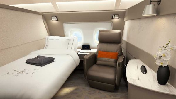 Singapore Airlines new First Class Suites on the A380 - the bed