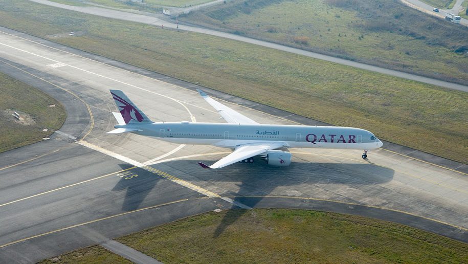 qatar airways flight radar live