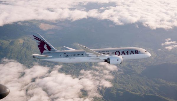 Qatar 787 Ln 58 air to air