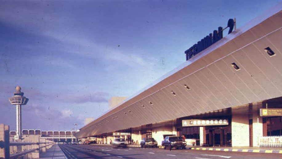 Before Jewel: Remembering Changi Airport Terminal 1's debut 38