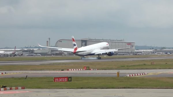 The first British Airways A350 landing at Heathrow
