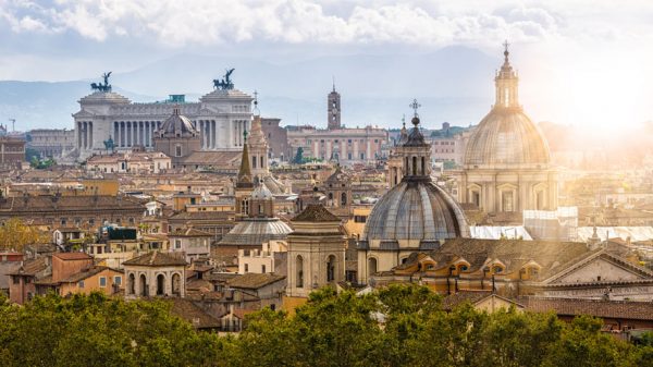 Rome skyline (iStock.com/querbeet)