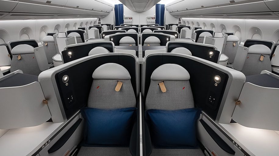 Air France and KLM add advance seat selection charges in business class