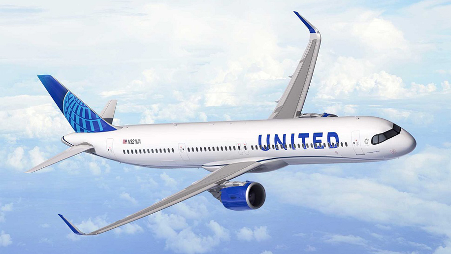 American Airlines e United estendem isenções de taxas de alteração de voo