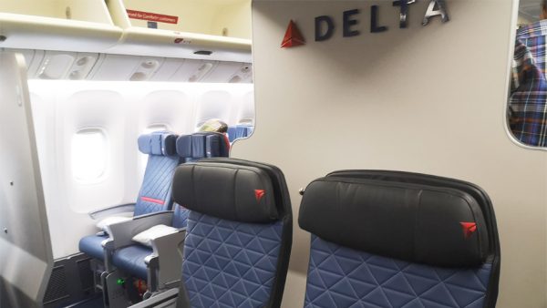 Delta premium economy bulkhead and seat