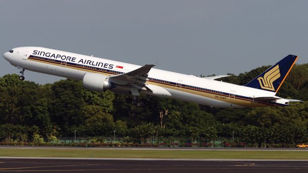Singapore-Airlines-B777_300ER-3