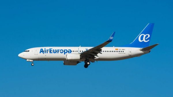Air Europa (istock.com/herraez)