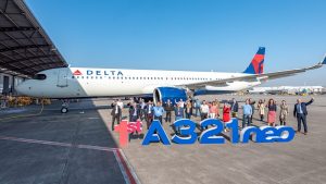 Delta takes delivery of first A321 neo