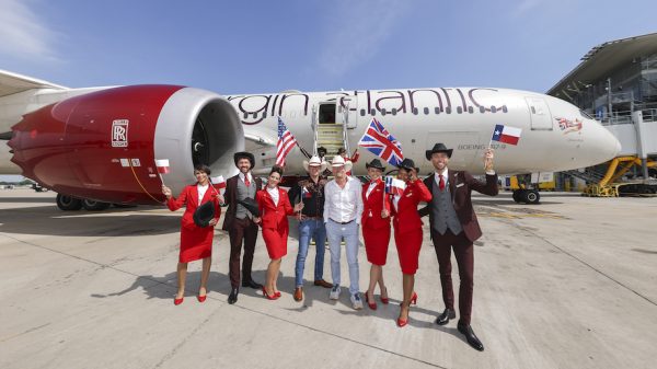 Austin, Texas, Wednesday 8 June 2022: Virgin Atlantic marks the launch of its new direct services between London Heathrow and Austin – the airline’s first new route to the US since 2017. Sir Richard Branson, Juha Jarvinen, Chief Commercial Officer at Virgin Atlantic and Mukesh (Mookie) Patel, Airport Chief Officer at Austin-Bergstrom International Airport were joined by the airline’s iconic cabin crew to celebrate.