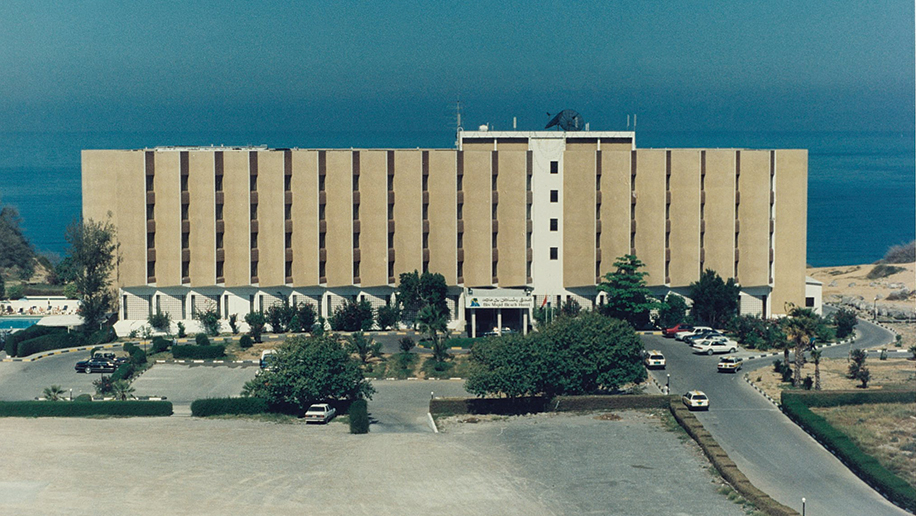An image of the BM Beach Hotel taken in 1986. (Image: Supplied by BM Hotels and Resorts)
