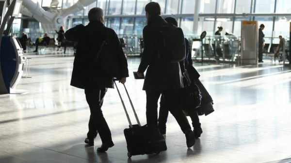 Customers at Heathrow Terminal 5 (image from https://mediacentre.britishairways.com/)