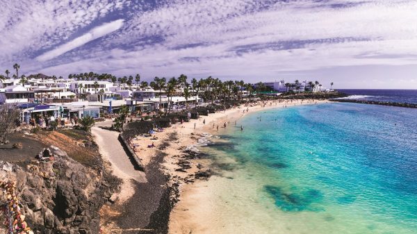 Lanzarote island - Playa blanca (iStock/Freeartist)