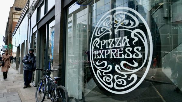 Pizza Express restaurant in central London (istock.com/yujie chen)