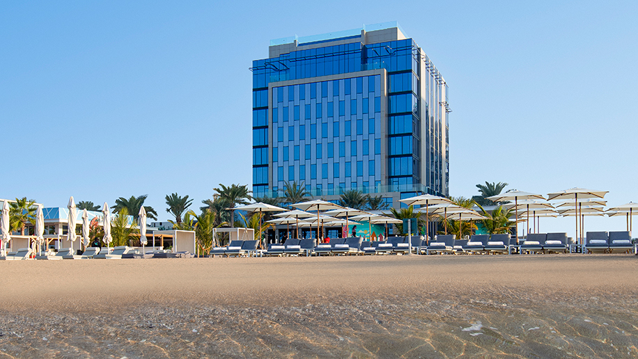 Hotel review: Voco Dubai The Palm – Business Traveller