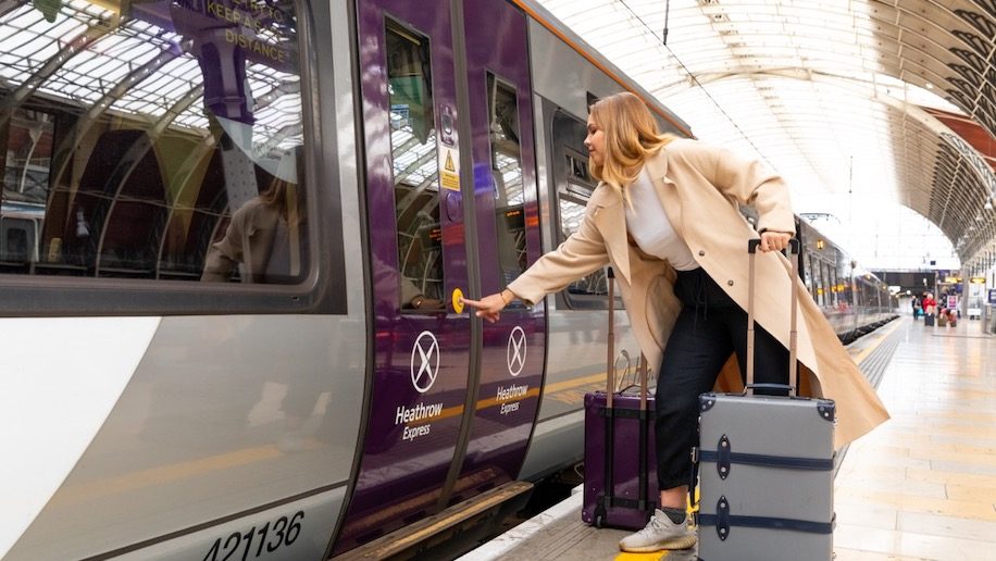 Heathrow Express' Business First passengers to gain fast-track security –  Business Traveller