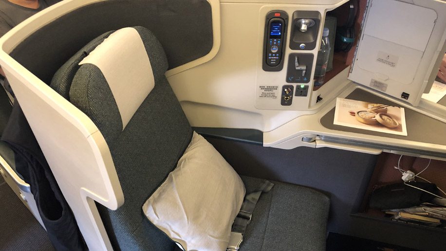 Flight Review Cathay Pacific B777 300er Business Class